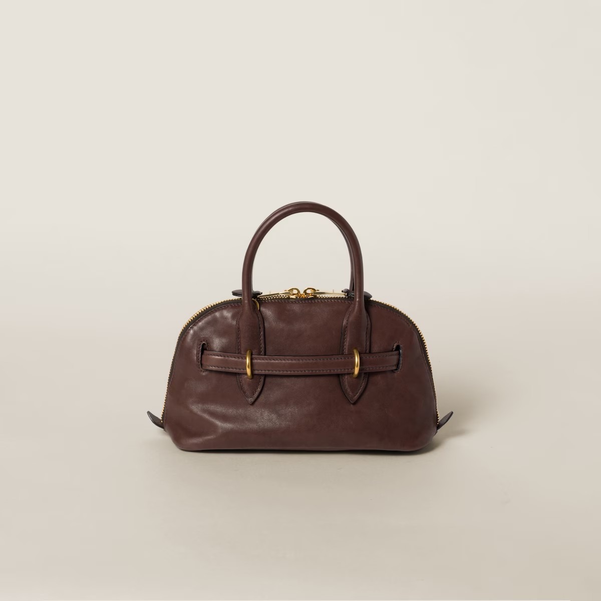 《送料無料》 MIU MIU Nappa leather satchel bag