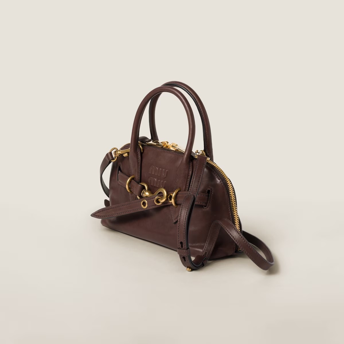《送料無料》 MIU MIU Nappa leather satchel bag