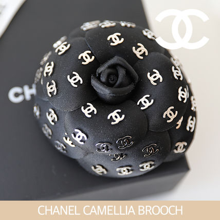 華やかカメリア♡25A【CHANEL】ブローチ コサージュ カメリア CHANEL(シャネル) ブローチ・コサージュ(レディース