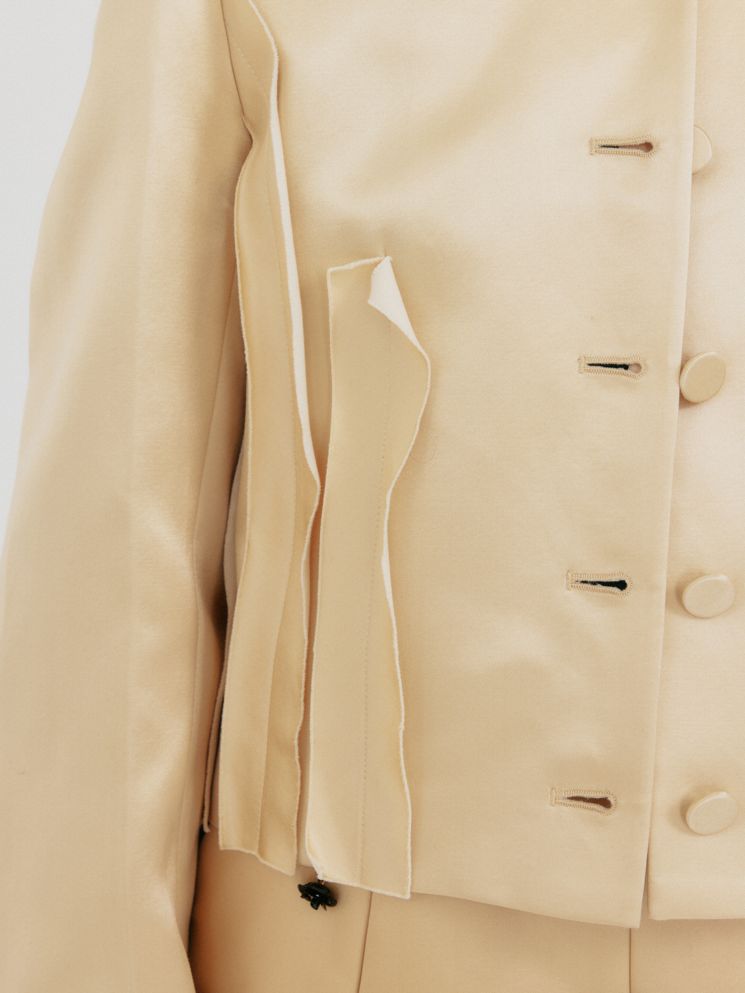 【EENK】送料/関税込 24FW ZEMM Cocoon Volume Jacket EENK】送料/関税込 24FW ZEMM Cocoon Volume Jacket