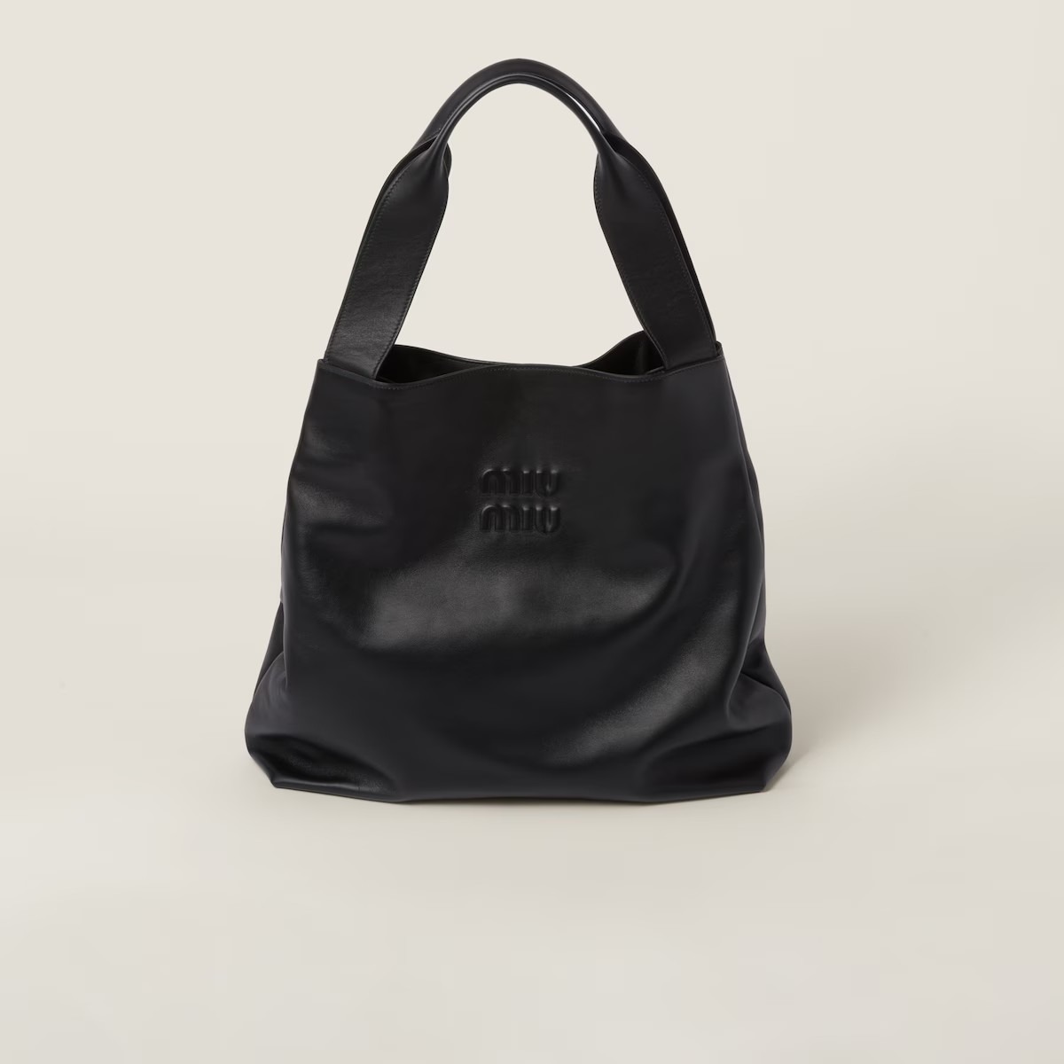 《送料無料》 MIU MIU Leather bag