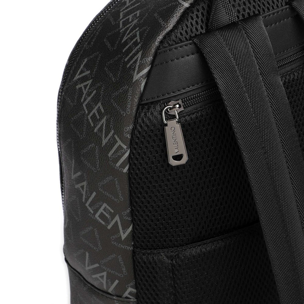 【Valentino】◆ゼフィール バックパック 13インチ ブラック◆ Valentino】◇大人気◇ゼフィール バックパック 13インチ◇