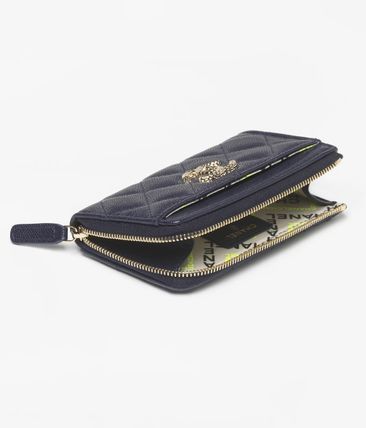 お札も2つ折りにして収納可能♪】CHANEL フラグメントケース