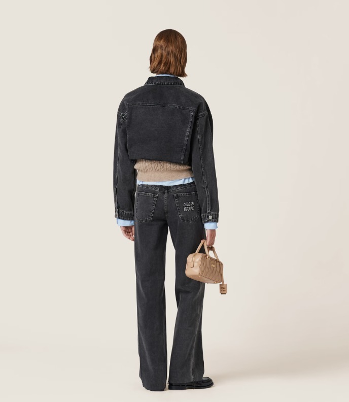 《送料無料》 MIU MIU Black denim blouse