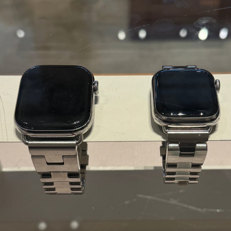 ★Apple Watch ベルト★【HERMES】Grand H サテンスチール