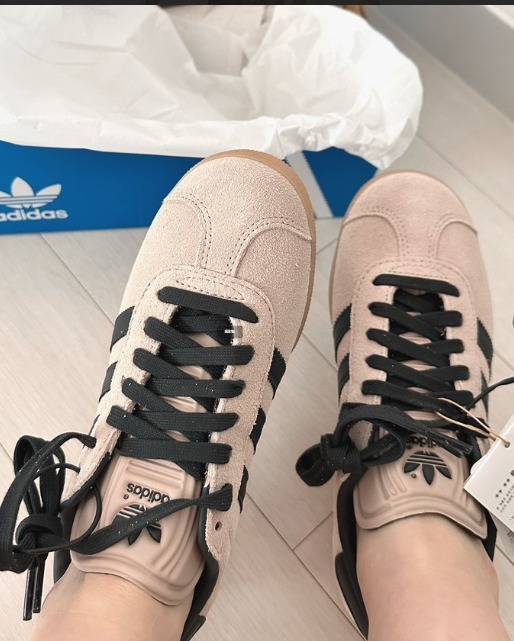 ★大人気★アディダス★ adidas ガゼル GAZELLE IG6199★追跡可 ☆大人気☆アディダス☆ adidas ガゼル GAZELLE IG6199☆追跡可