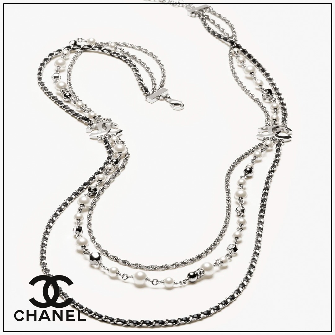 三連ネックレス【CHANEL】コスチュ−ムパール