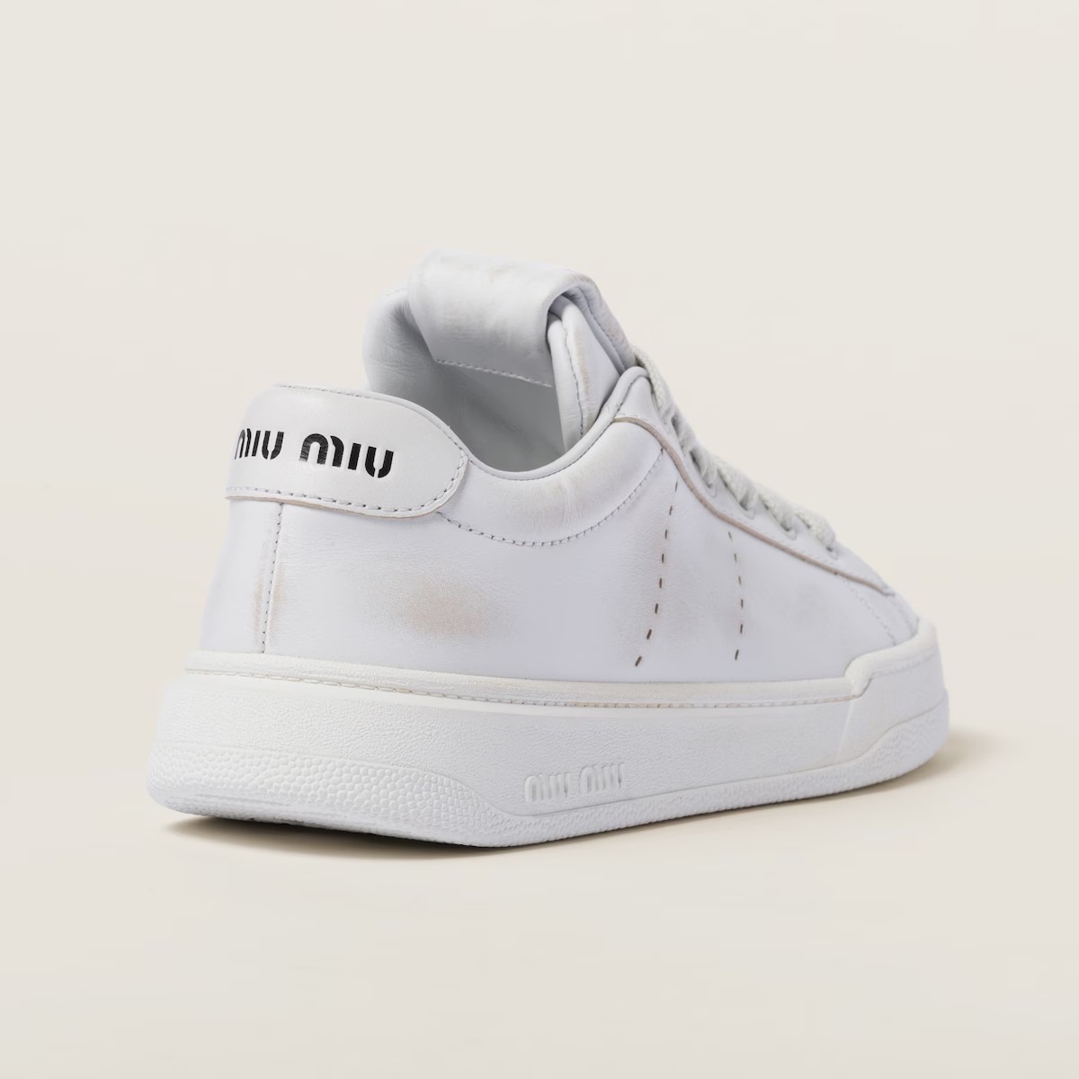 《送料無料》 MIU MIU Bleached leather sneakers