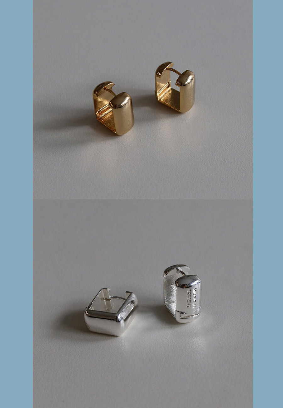 韓国【MIDNIGHT MOMENT】rectangle earring ピアス (MIDNIGHT