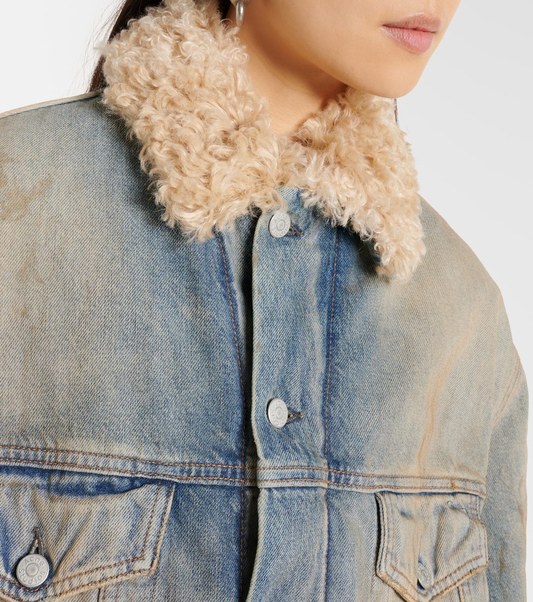 関税込◆Acne Studios◆ロベルタ ファートリム デニムジャケット 関税込◇Acne Studios◇ロベルタ ファートリム デニムジャケット