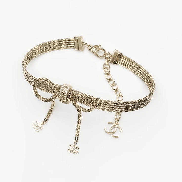 ☆24aw レザー×ゴールドがクール☆ CHANEL チョーカー 20241122_50.jpg