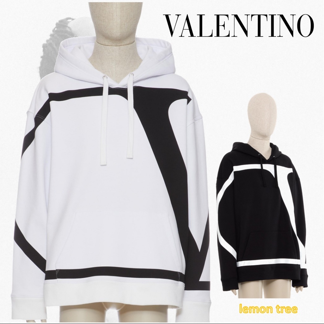 関税込★VIP価格【VALENTINO】コットンスウェットシャツ ル シャ デ ラ メゾンパッチ コットン スウェットシャツ for