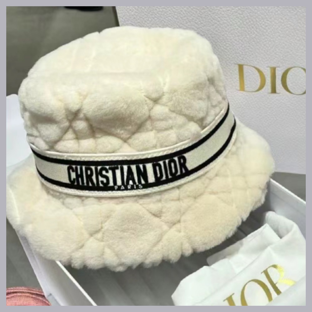 フワフワが可愛い♪】Dior ボブハット