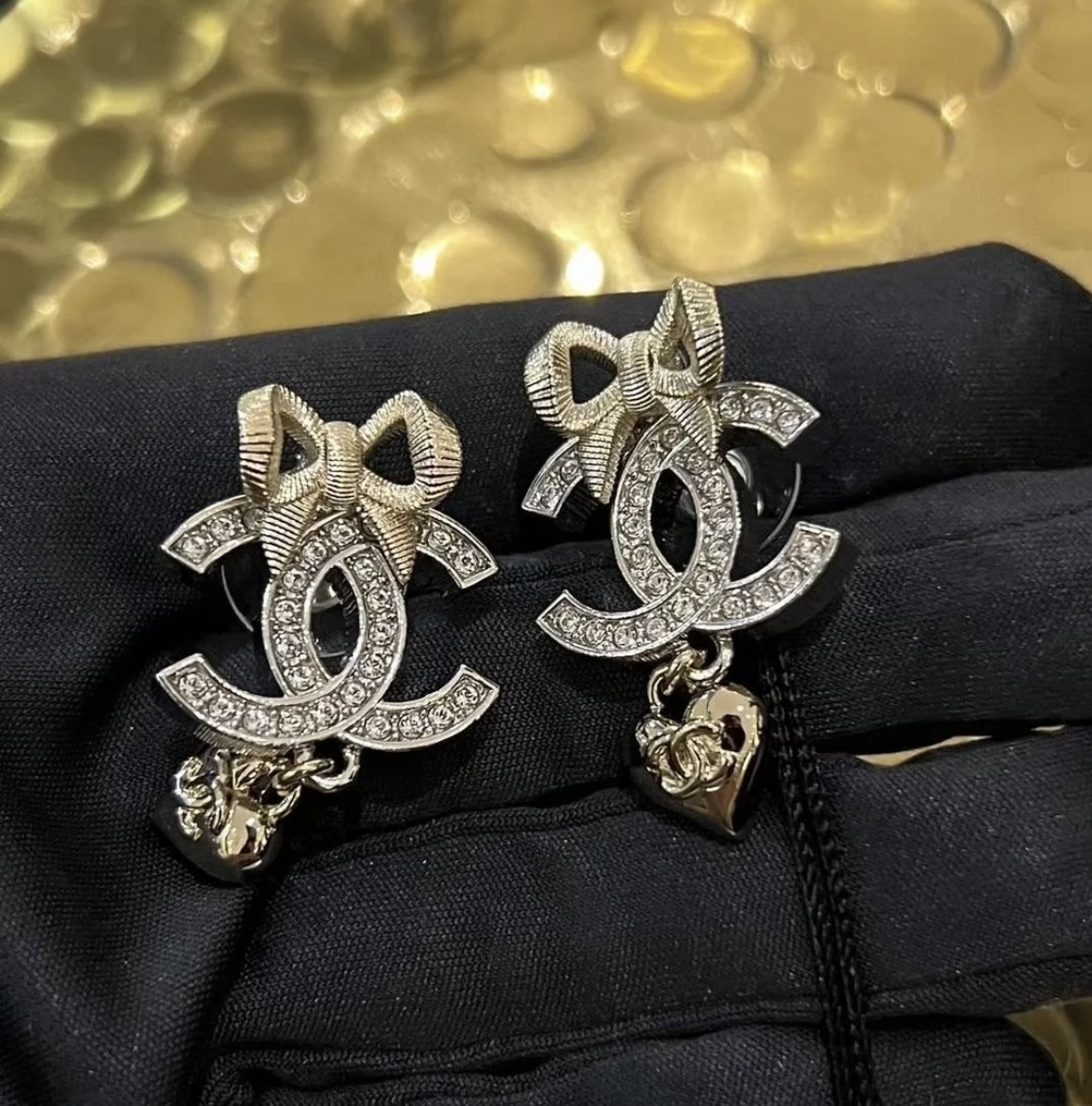 女子力UP♡可愛い】CHANEL☆ ピアス リボン