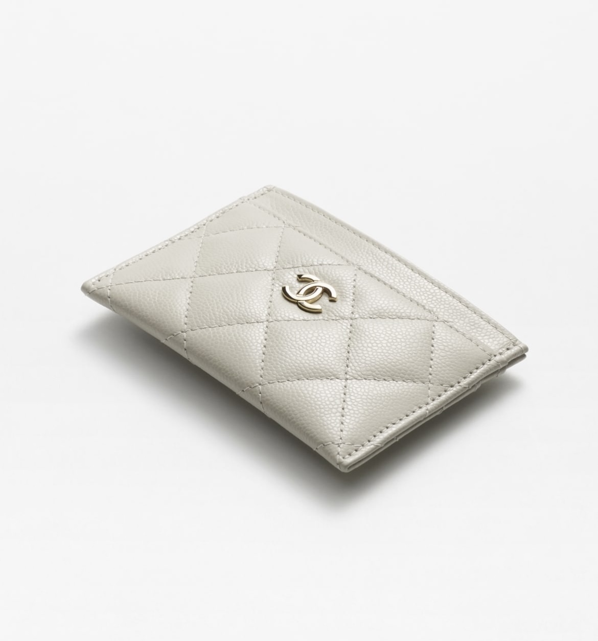 王道のキルティングパターン【CHANEL】クラシックカードホルダー 定番クラシックデザイン♡【CHANEL】カードホルダー