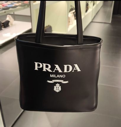 【PRADA】１BG507 ロゴレザートートバッグ/ハンドバッグ 国内即 1BG507 PRADA(プラダ) - 海外通販のBUYMA