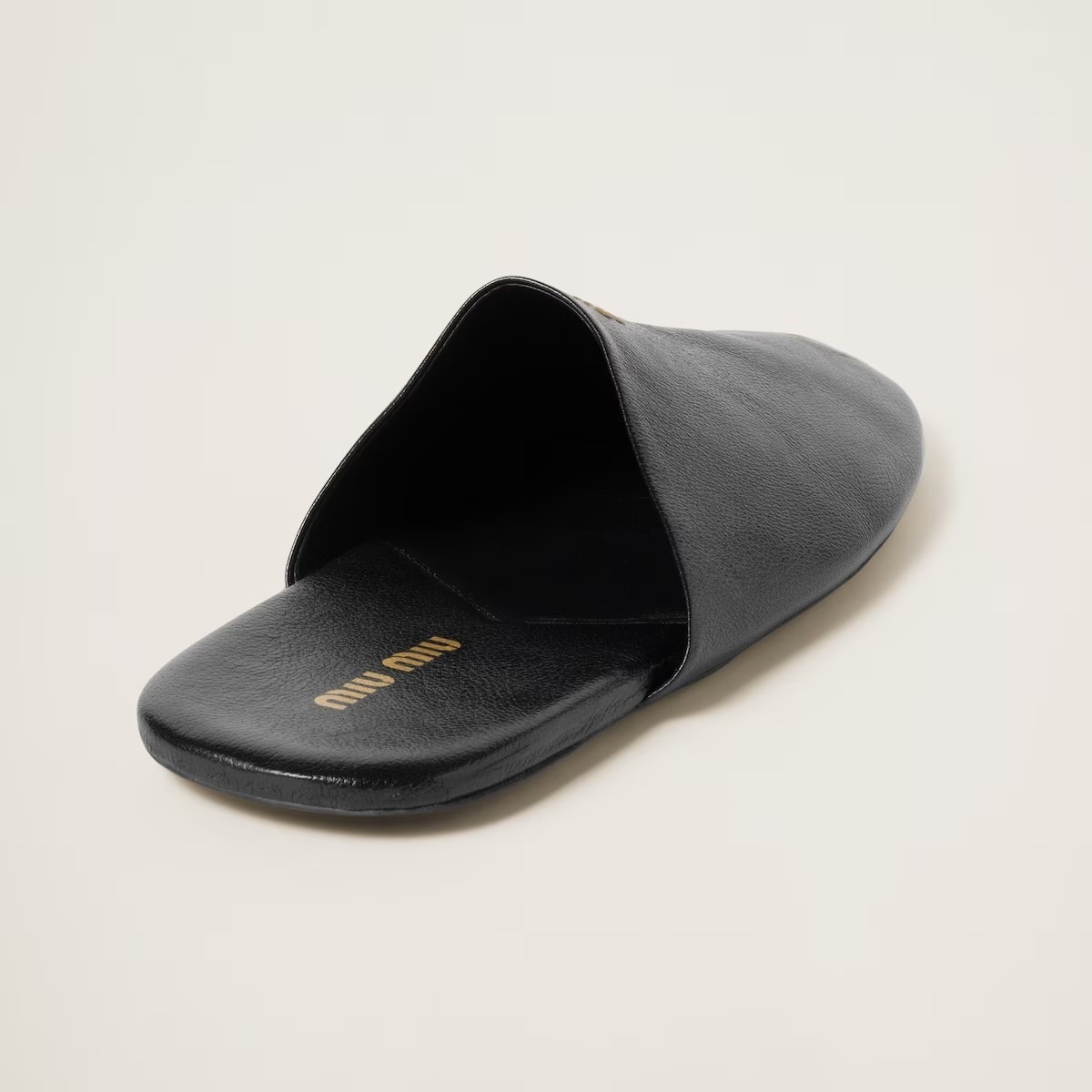 《送料無料》 MIU MIU Leather slippers