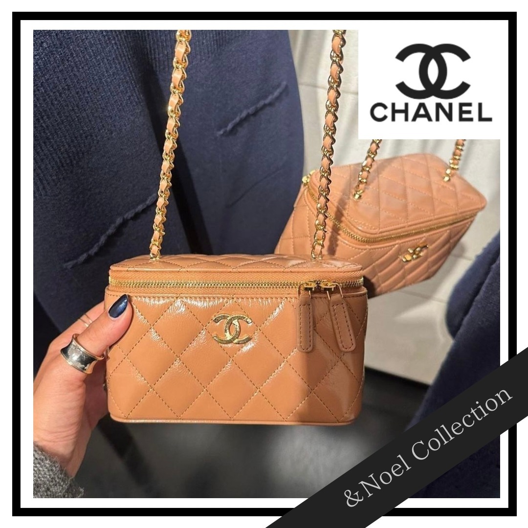 【ツヤ感♢シャイニーラムスキン】CHANEL *バニティバッグ
