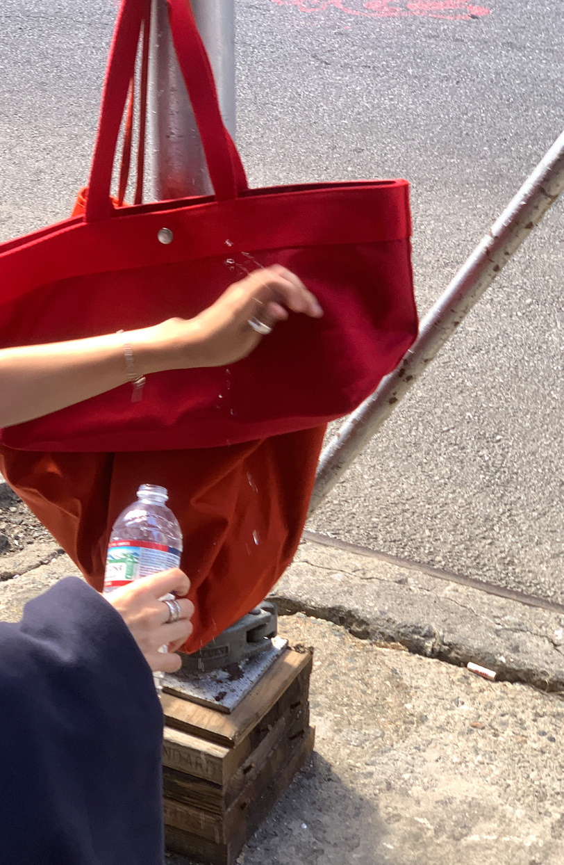《韓国 haag》a baguette bag (red) 人気 ミニトートバッグ