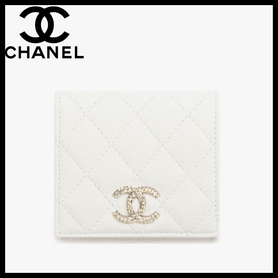 【新作】CHANEL シンプルで可愛い♪ 折りたたみ財布