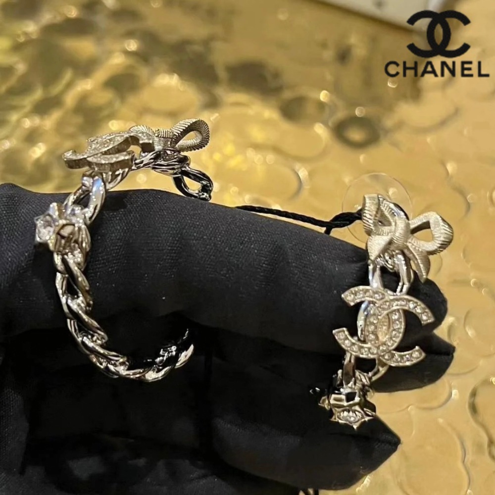 【耳元で可愛く揺れる♪】CHANEL★フープピアス リボン
