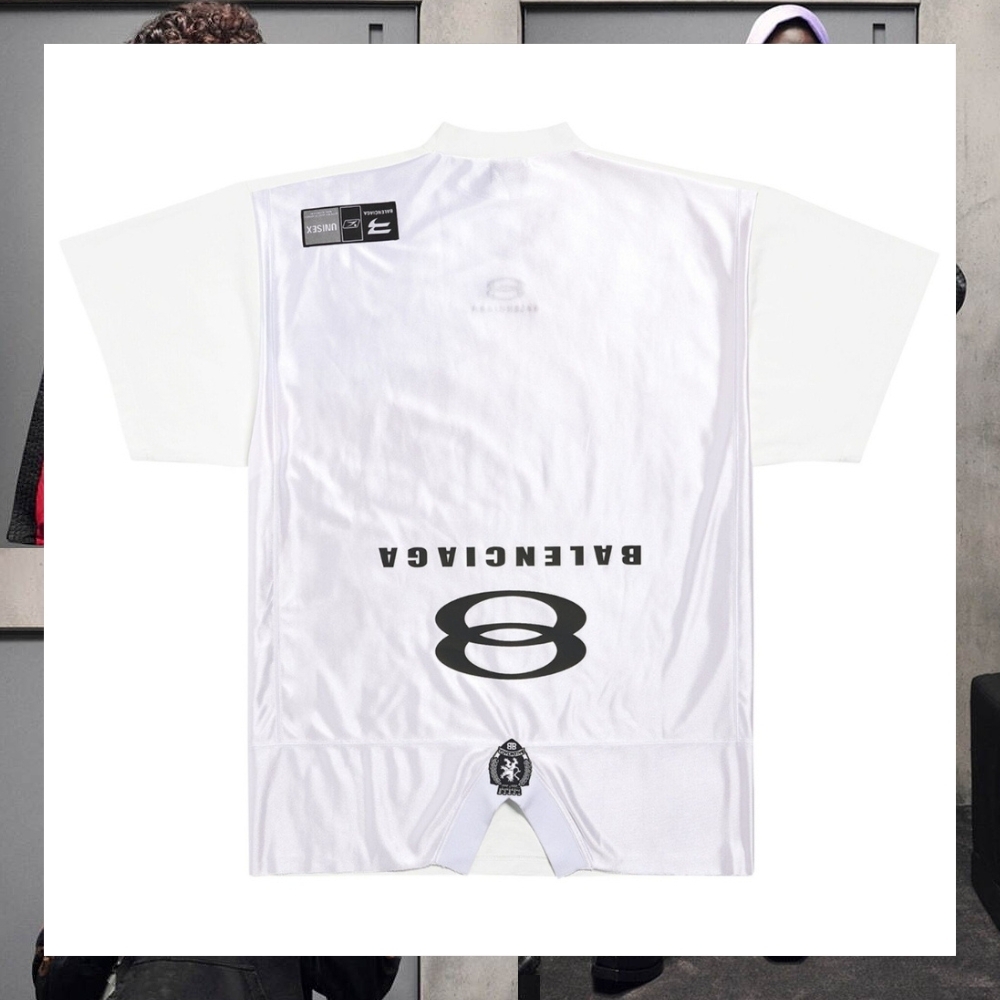 洗練された バレンシアガ Tシャツ UNITY SPORTS ICON バックロゴ