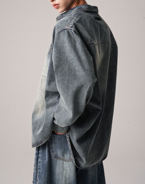 AVANDRESS ♥ Calm Stone Denim Shirt /追跡付 AVANDRESS ♥ Calm Stone Denim Shirt /追跡付 (AVANDRESS