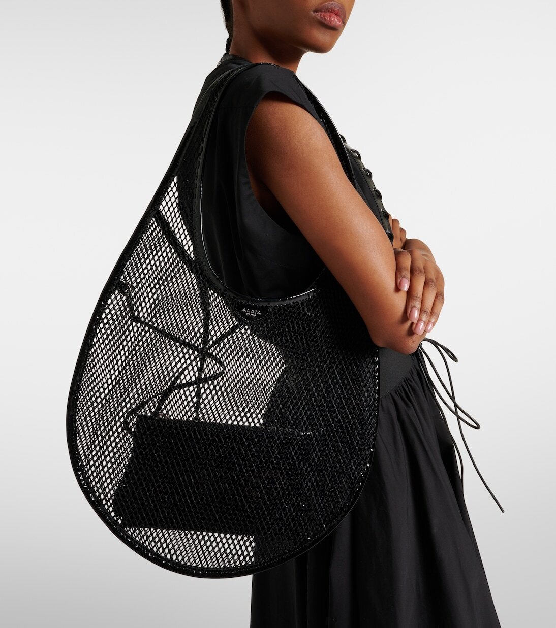 送料関税込★ALAIA★ワンピース ミディアムメッシュトートバッグ ALAIA アライア ワンピース ミディアムメッシュ トートバッグ