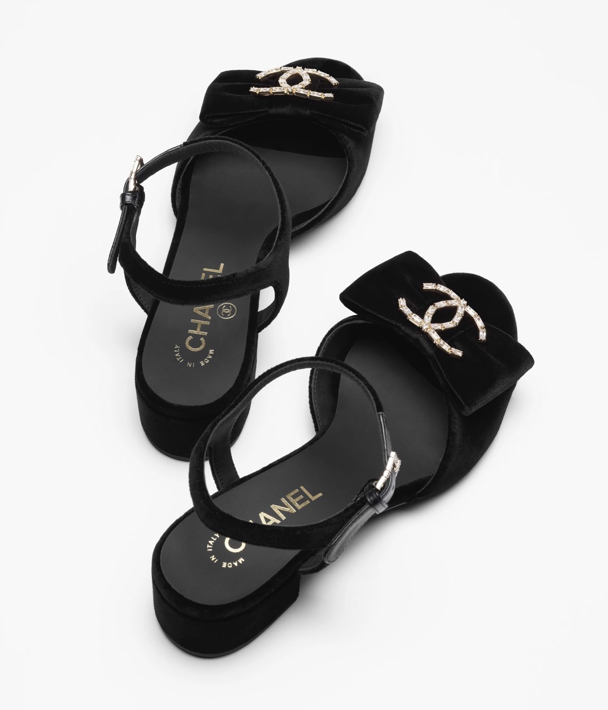 【シャネル】サンダル ベルベット CCリボンで大人可愛く☆ CHANEL】リボンにCCロゴがかわいい♪ ベルベット サンダル