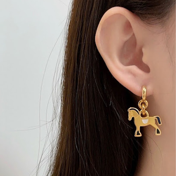 《馬モチーフが可愛い♡》HERMES シュヴァル ピアス
