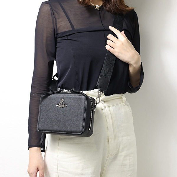 Vivienne Westwood ショルダーバッグ 58010003U S000B