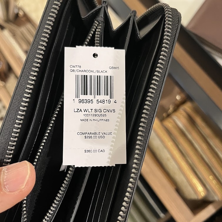 《超人気》COACH LONG ZIP AROUND WALLET ストラップ付 長財布