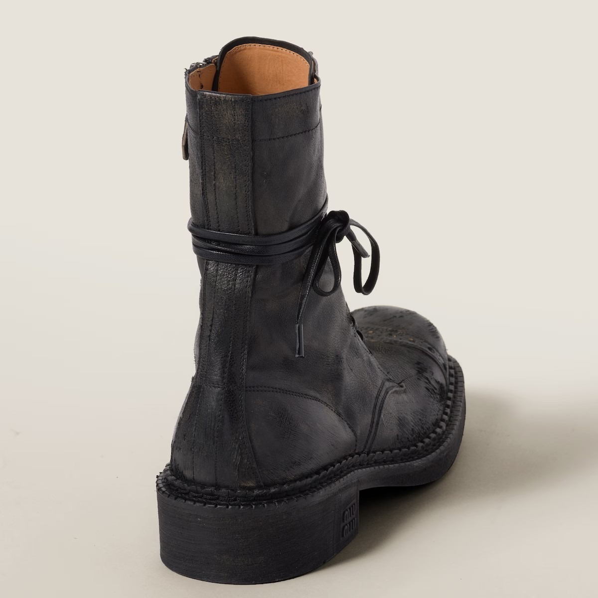 《送料無料》 MIU MIU Lace-up leather ankle boots