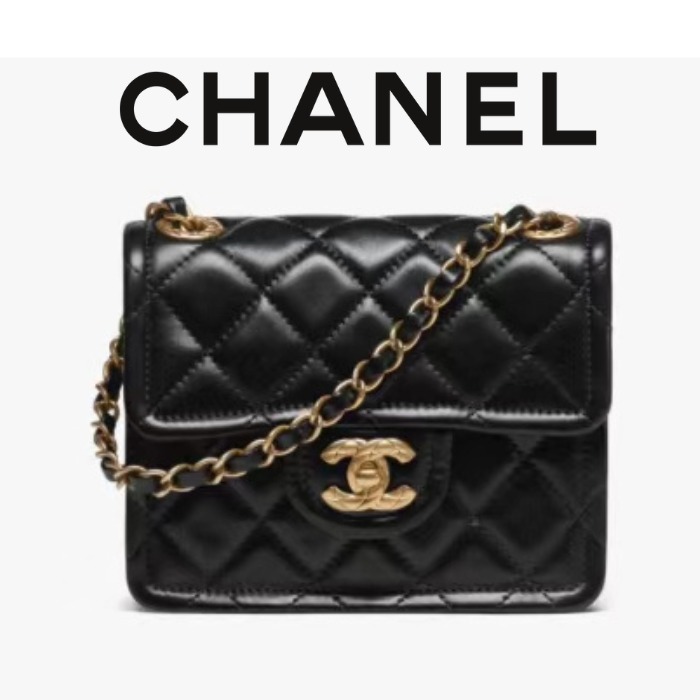 チェーンがお洒落★レア★24K【CHANEL】ミニフラップバッグ 黒