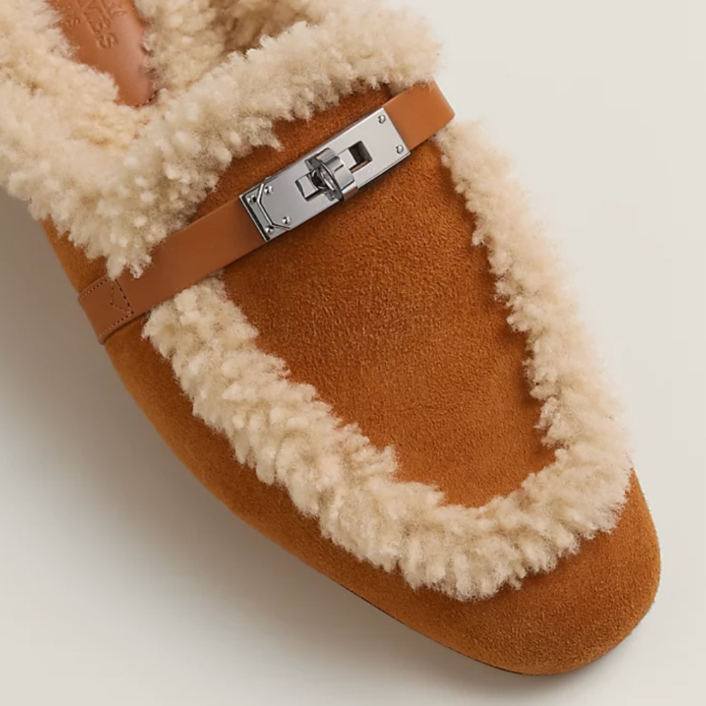 スリムフォルムのモコモコ【HERMES】ミュール《オズ》ムートン