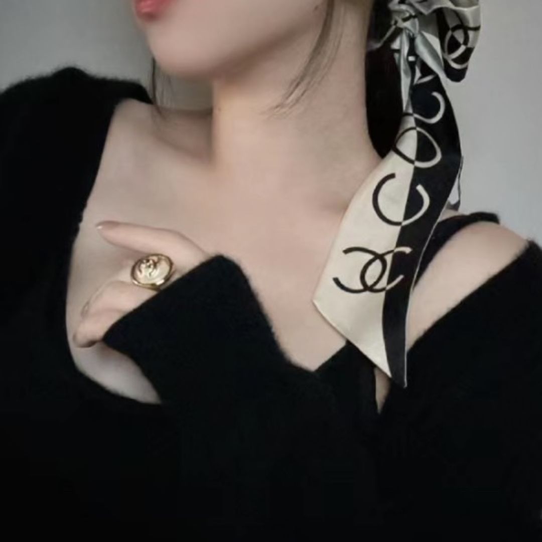 《24K》CHANELシルク ヘアバンド ツイリー