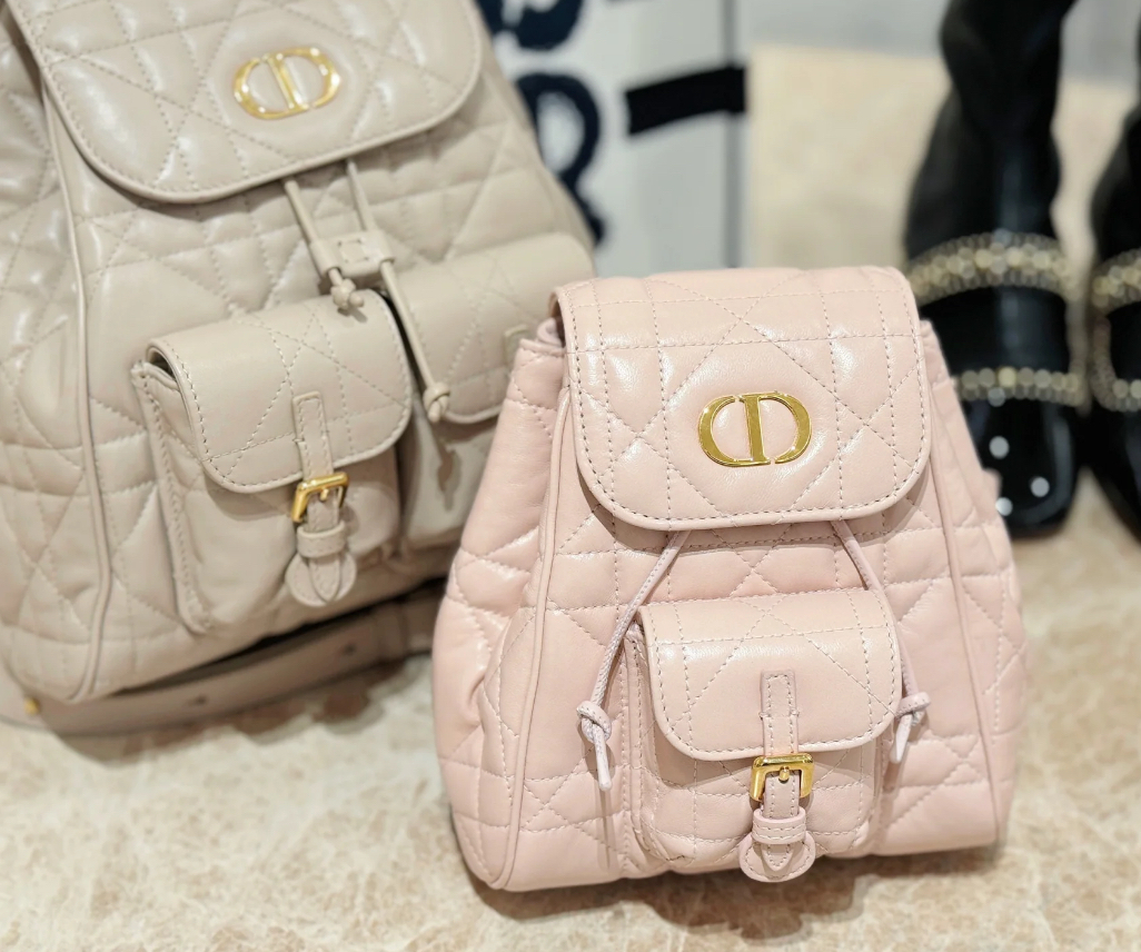 【ピンクがカワイイ♡】Dior カロ バッグパック ピンクがカワイイ♡】Dior カロ バッグパック