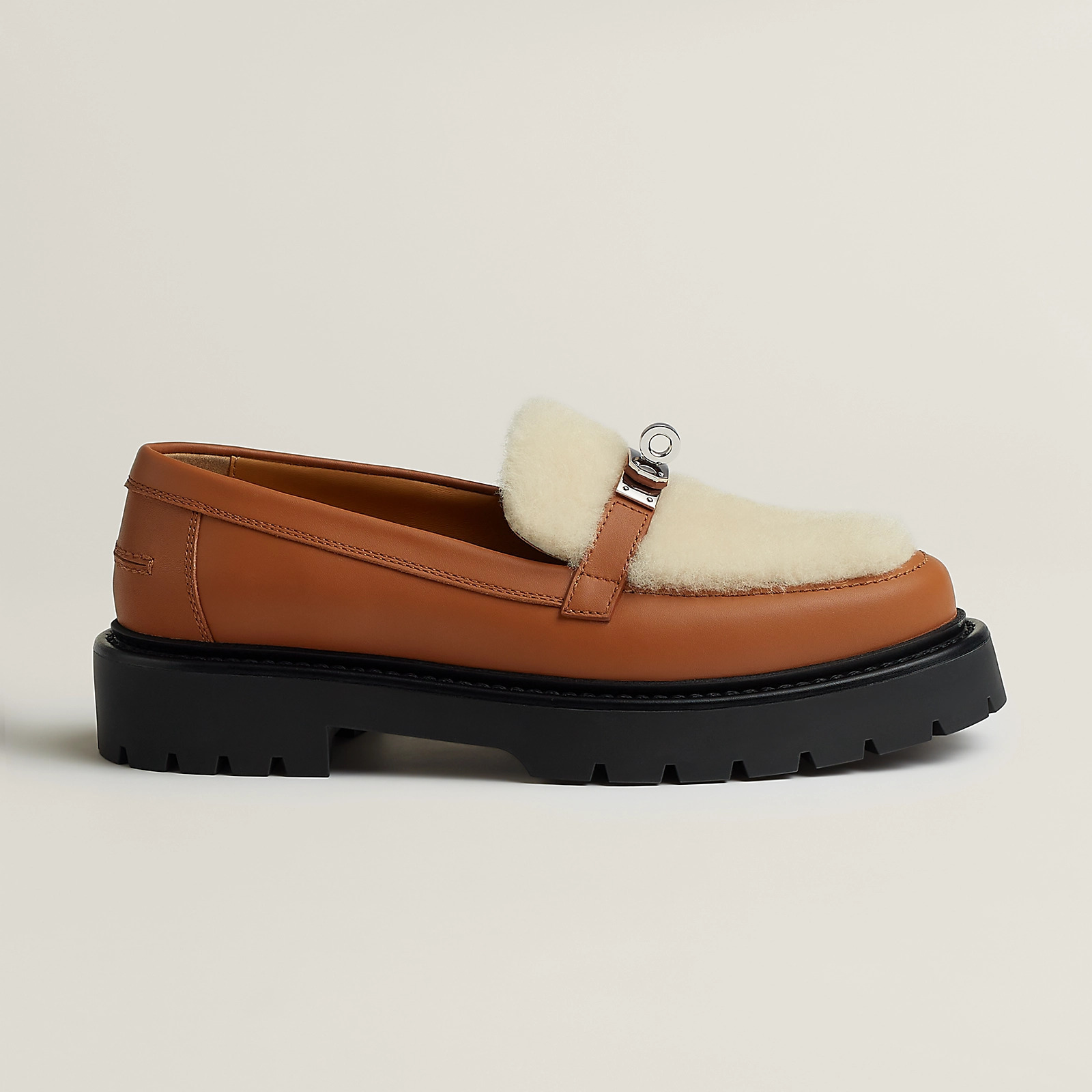 【カッコカワイイ】HERMES モカシン 《アイコン》 シープスキン