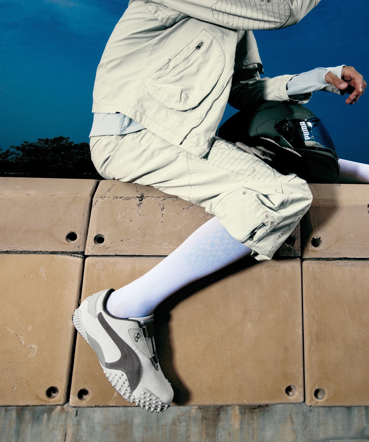 【SAN SAN GEAR】MOSTRO SAN SAN GEAR [GLACIAL GRAY-CAST IR]