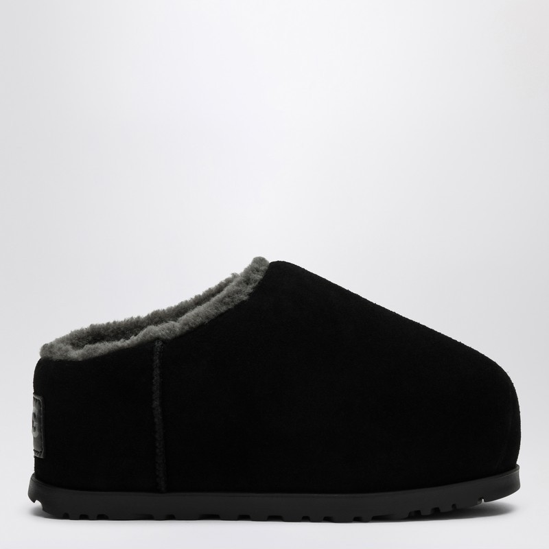 シューズ・サンダルその他 UGG Pumped black slipper