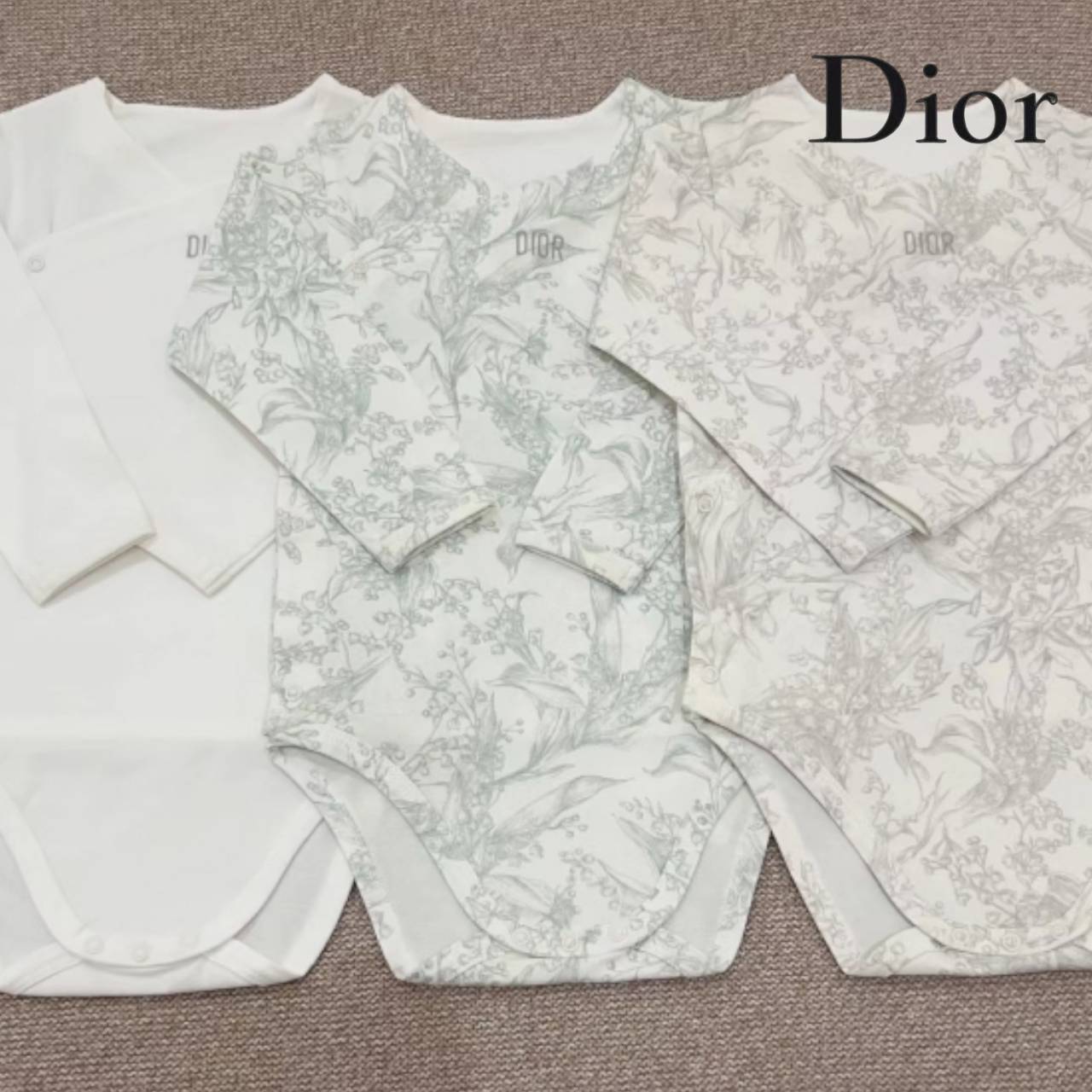 国内発送【簡単着脱】Dior ロングスリーブロンパース Giftセット