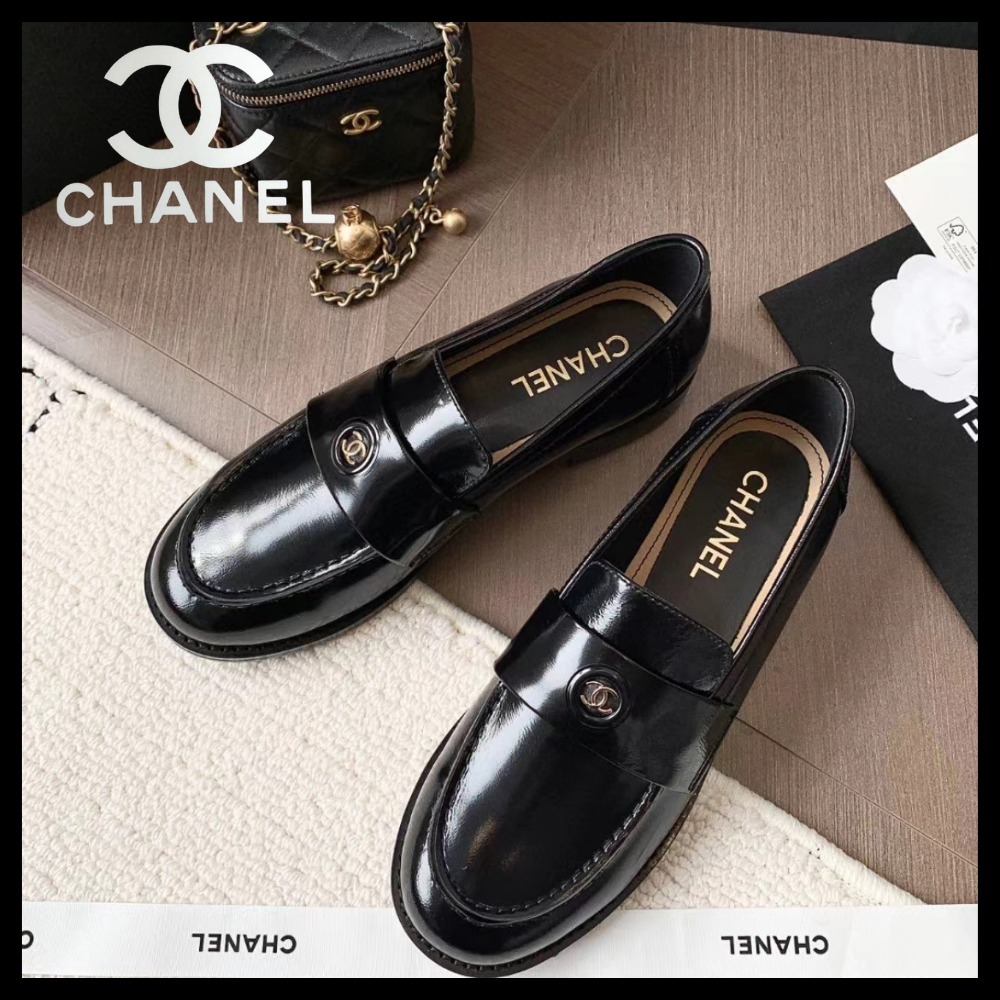 【人気のローファー】CHANEL AW新作 シンプル ローファー