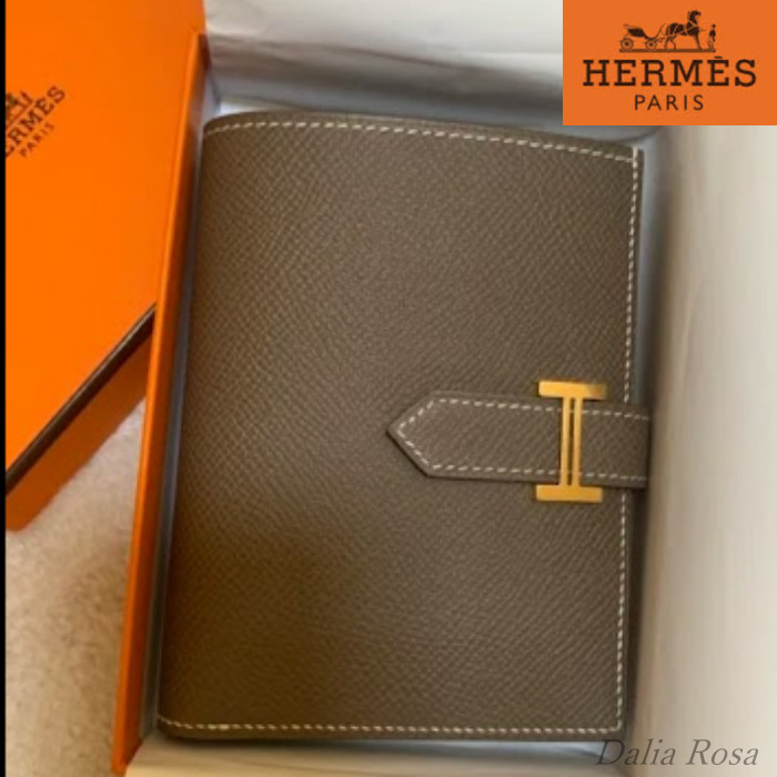 入手困難エトゥープ【HERMES】 ベアン コンパクトウォレット