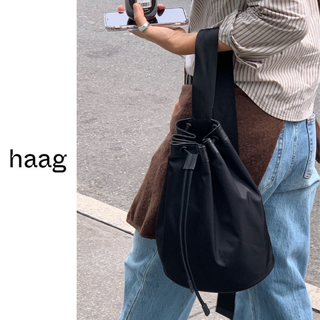 《韓国 haag》a poop backpack (black) 人気 バッグパック