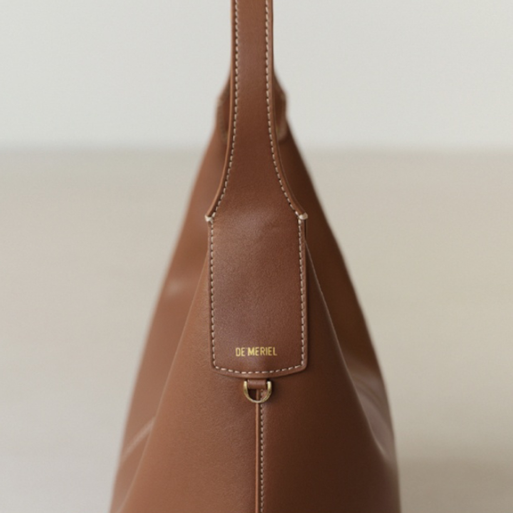 【DE MERIEL】Veneta Hobo Bag Medium☆韓国☆ショルダーバッグ ○DE MERIEL○VENETA HOBO BAG MEDIUM ショルダーバッグ 本革