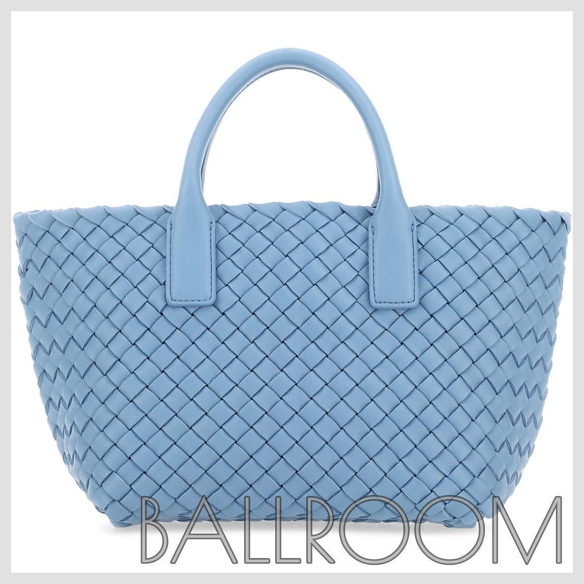 ハンドバッグ BOTTEGA VENETA CERULEAN BLUE LEATHER MINI CABAT HANDBAG