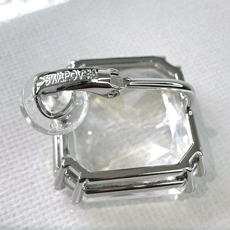 ★急いで！★Swarovski Mesmera Single クリップイアリング ☆急いで！☆Swarovski Mesmera Single クリップイアリング