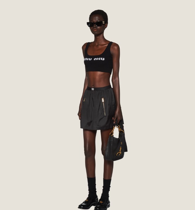 《送料無料》 MIU MIU Mini skirt in silk tech