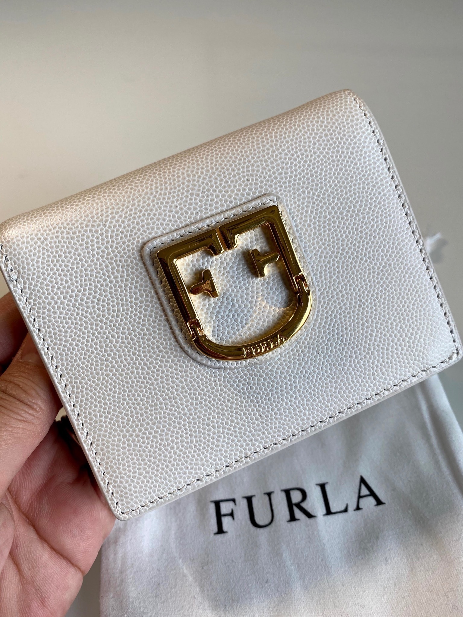 SALE!【FURLA】BELVEDERE☆二つ折財布☆ホワイト☆可愛い