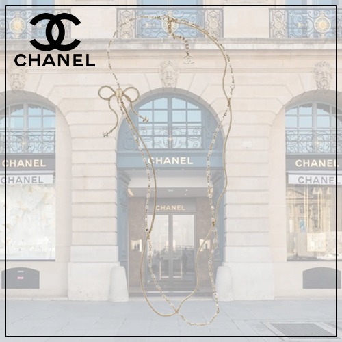 リボンがかわいらしい【CHANEL】CCロゴ ロング ネックレス